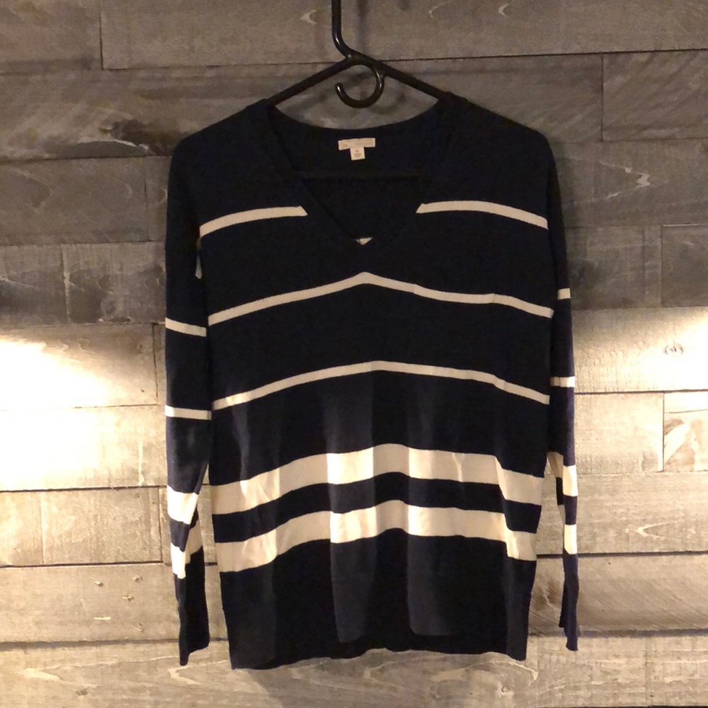 Gap Sweater